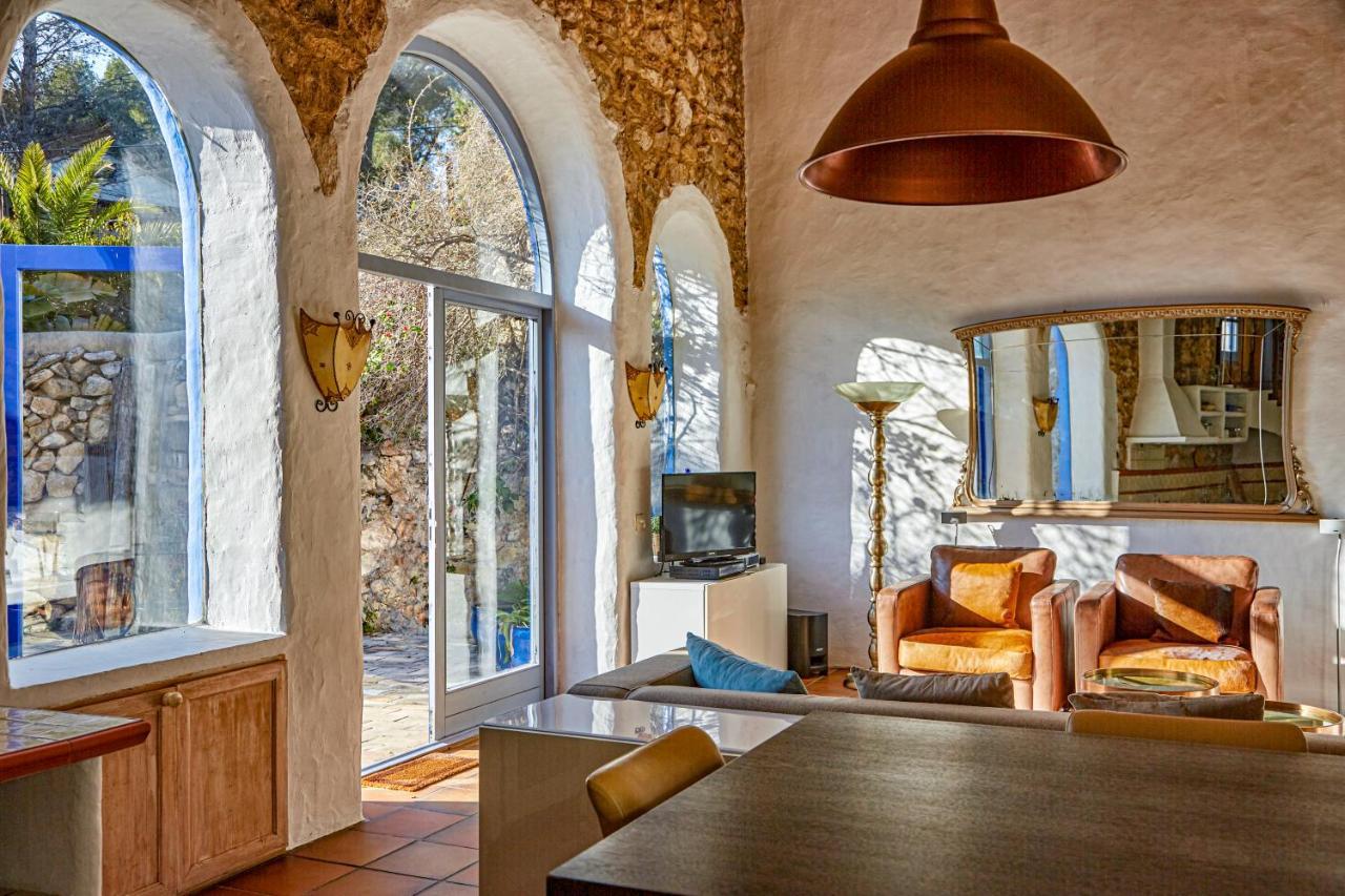 קאנייס Sitges Hill Retreats-Masia Nur 22 Bedrooms Divided Over 9 Houses For Max 44 Guests מראה חיצוני תמונה